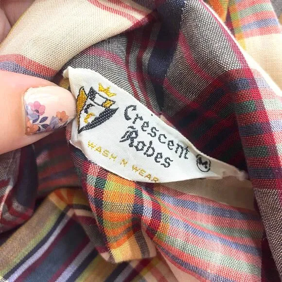 90s CRESCENT ROBES Vintage Brown Plaid Collared Tie Waist Robe