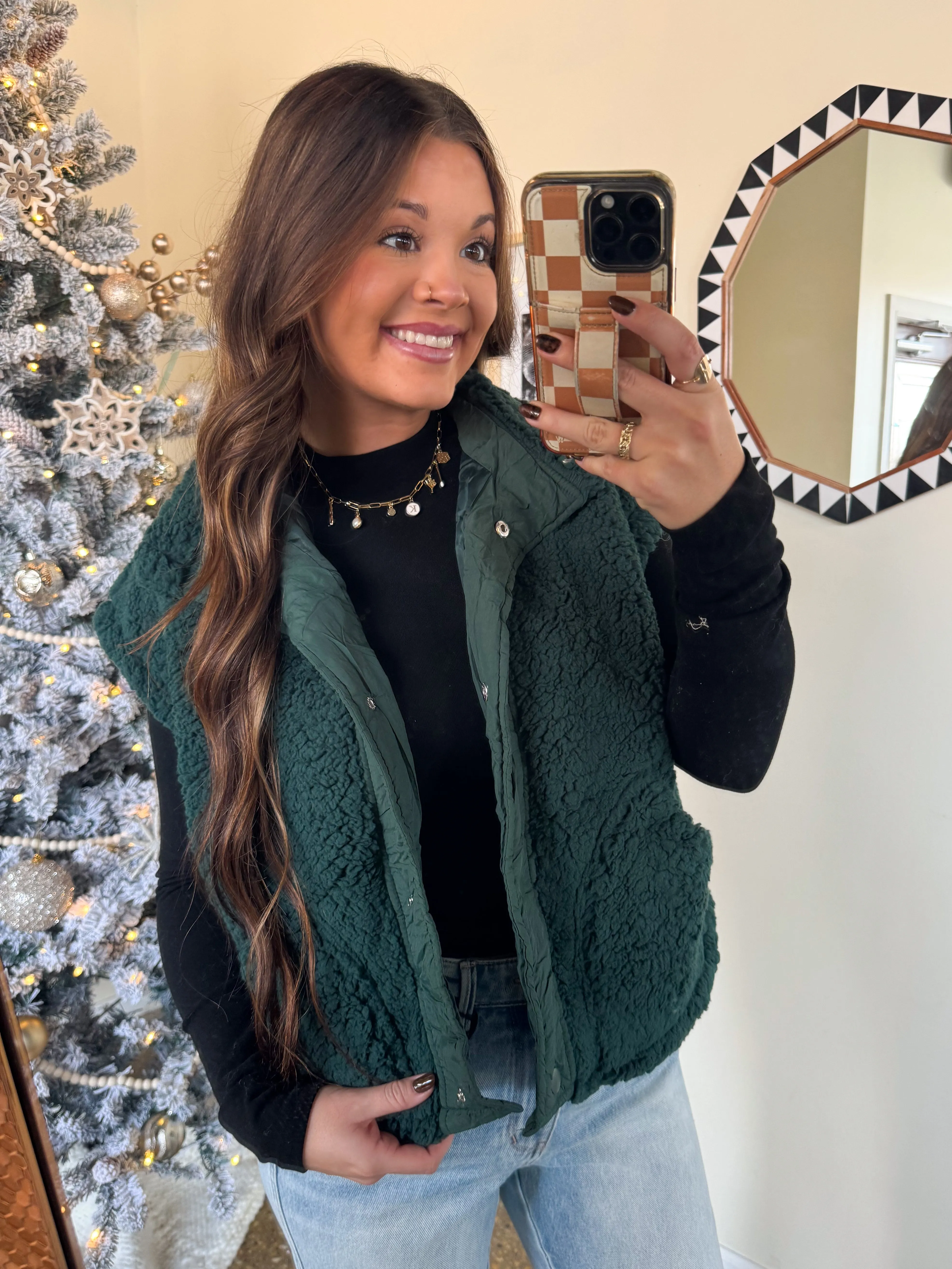 AT A GLANCE VEST-HUNTER GREEN