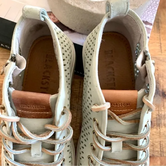 Blackstone Women's PL88  Mint Sneaker Size 38 Us 8