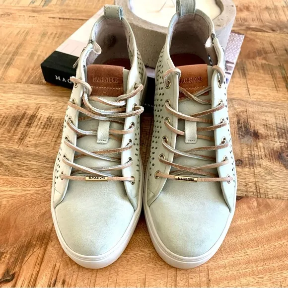 Blackstone Women's PL88  Mint Sneaker Size 38 Us 8