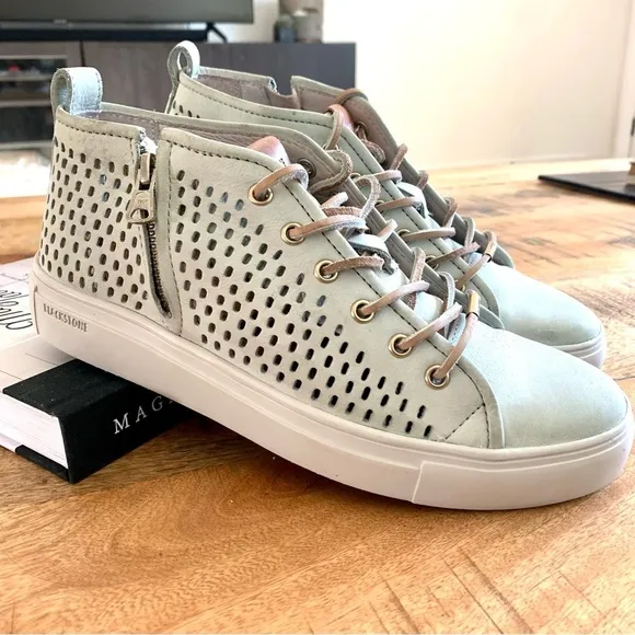 Blackstone Women's PL88  Mint Sneaker Size 38 Us 8