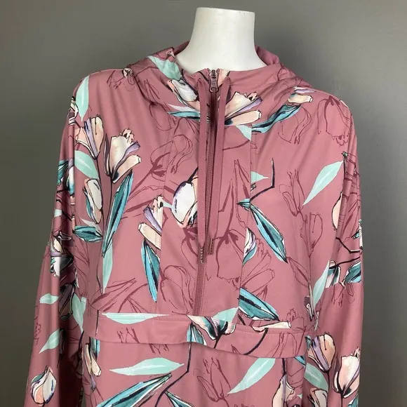 Calia by Carrie Underwood pullover jacket XL hooded. athleisure floral slimming