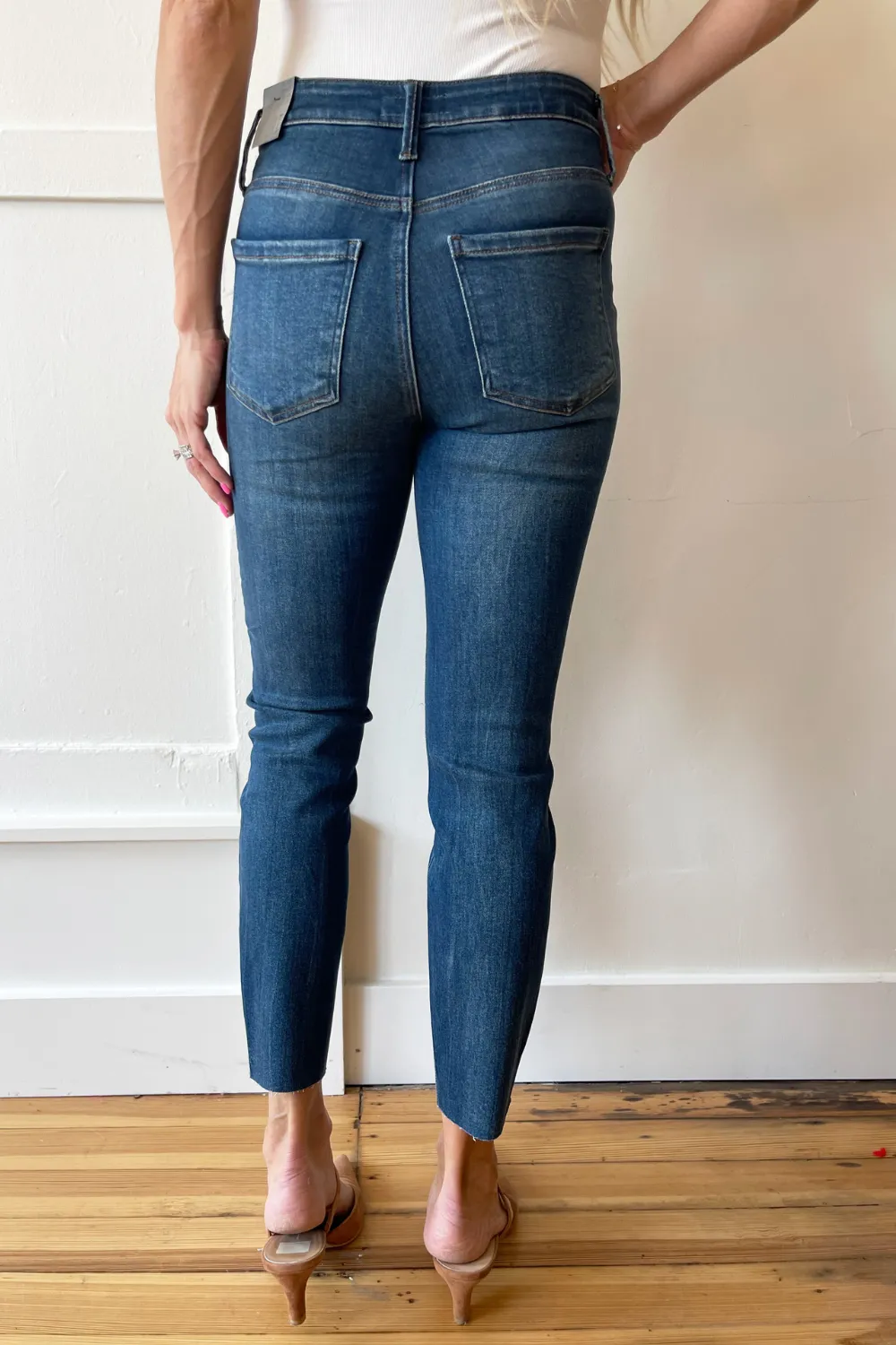 Charlize HR Cigarette Leg Raw Hem
