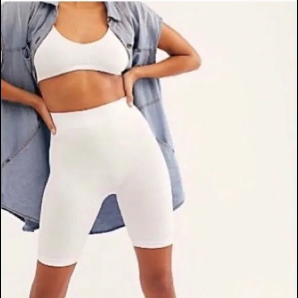 𝅺free people biker shorts