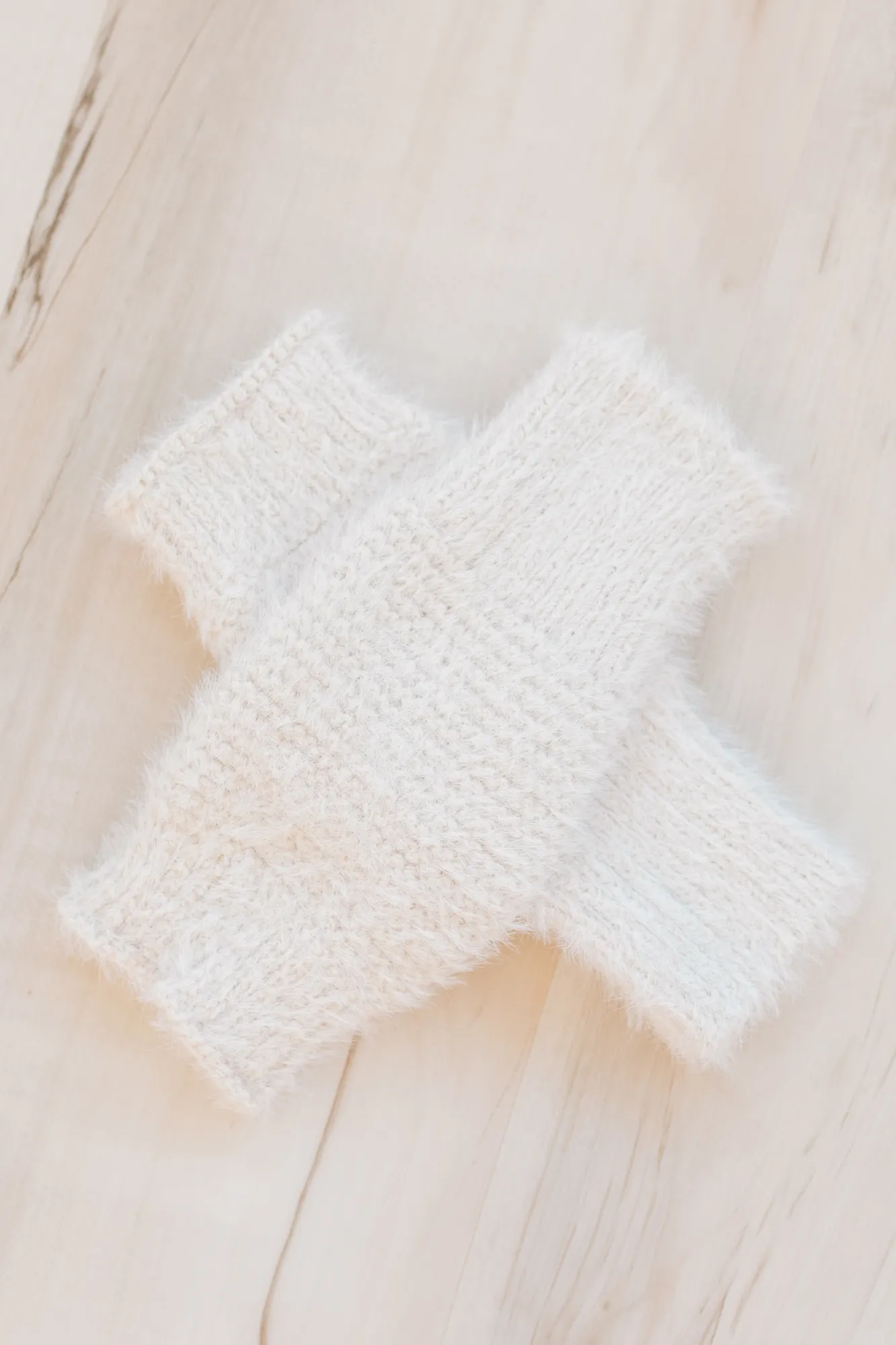 Hold Me Close Fingerless Gloves in Ivory