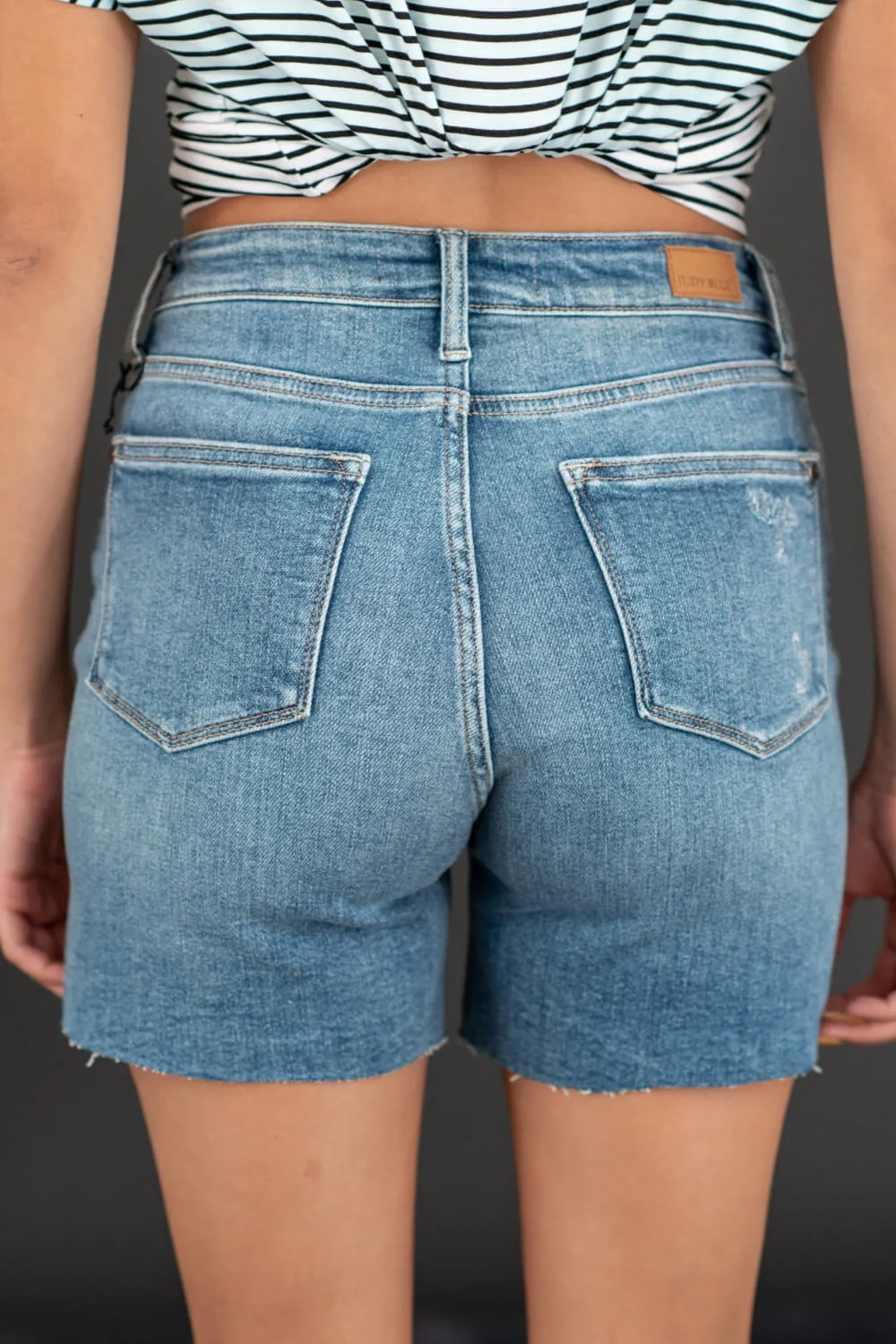 JUDY BLUE Elena High-Waist Cutoff Shorts