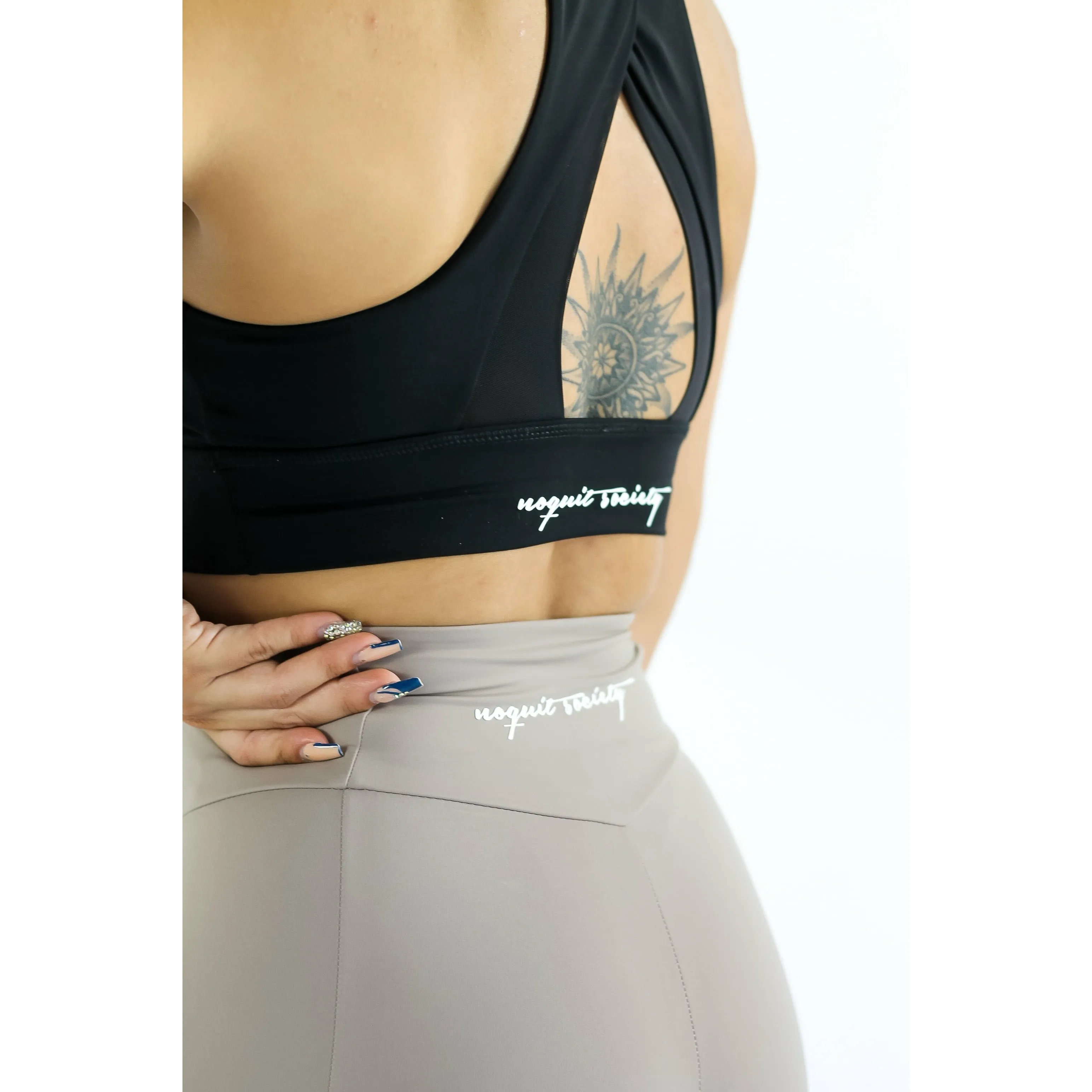 LIMITLESS BIKER SHORTS - NUDE