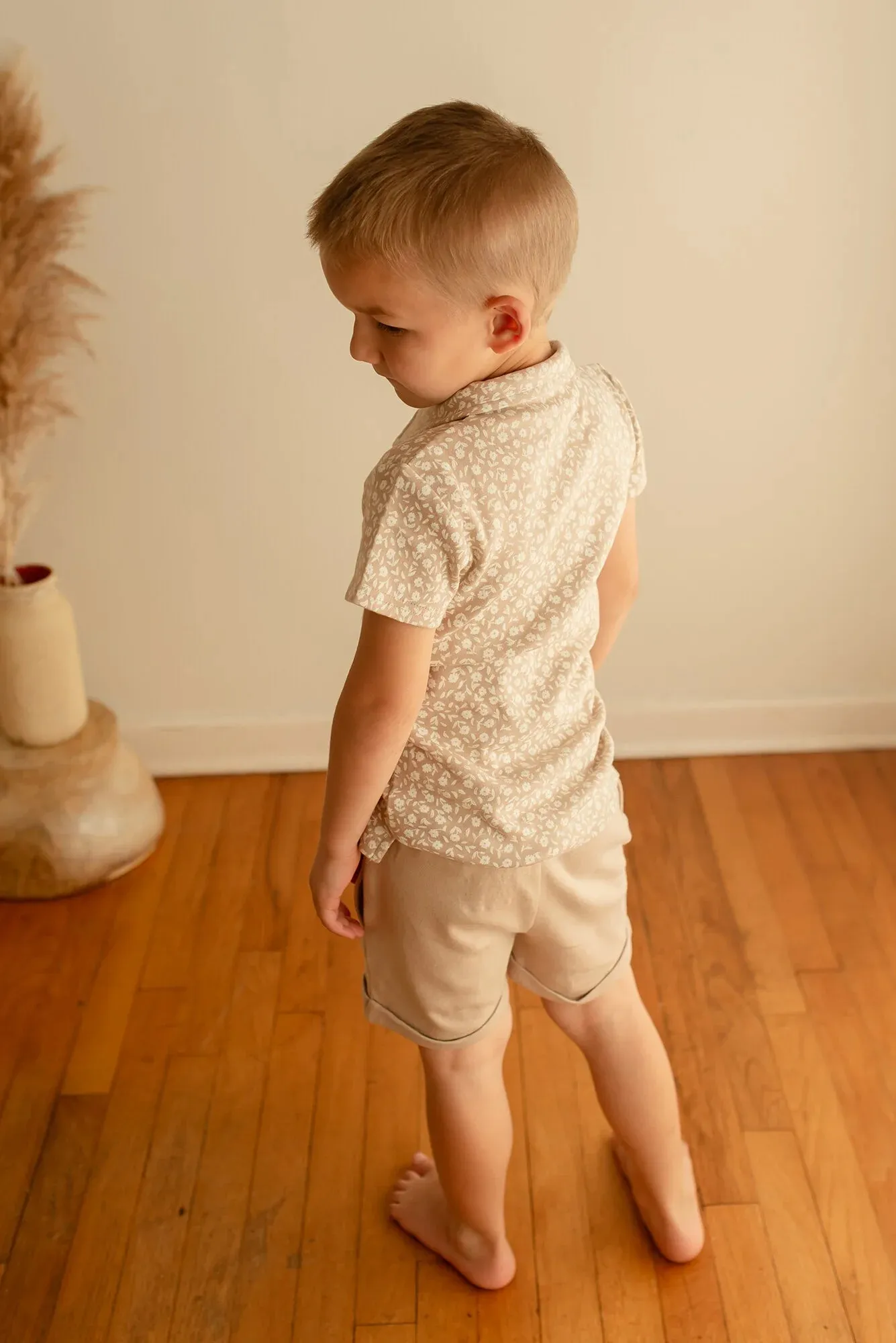 Lovedbaby - Organic Button Shirt   Short Set - Oatmeal Ditsy Floral