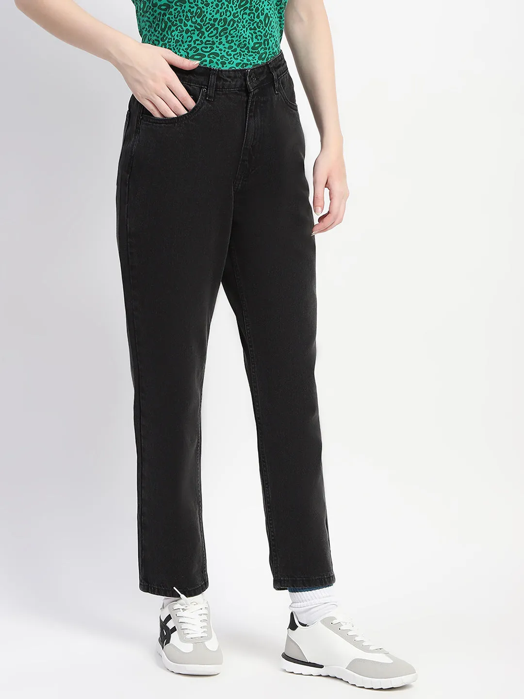 Madame Cotton Solid Black Straight Denim