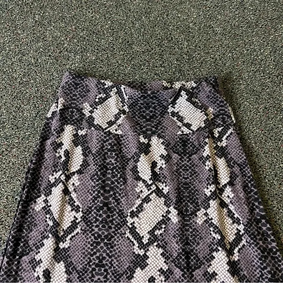 Modest Purple &amp; Grey Snake Animal Print BarWing Midi A-Line Stretch Skirt XS-S