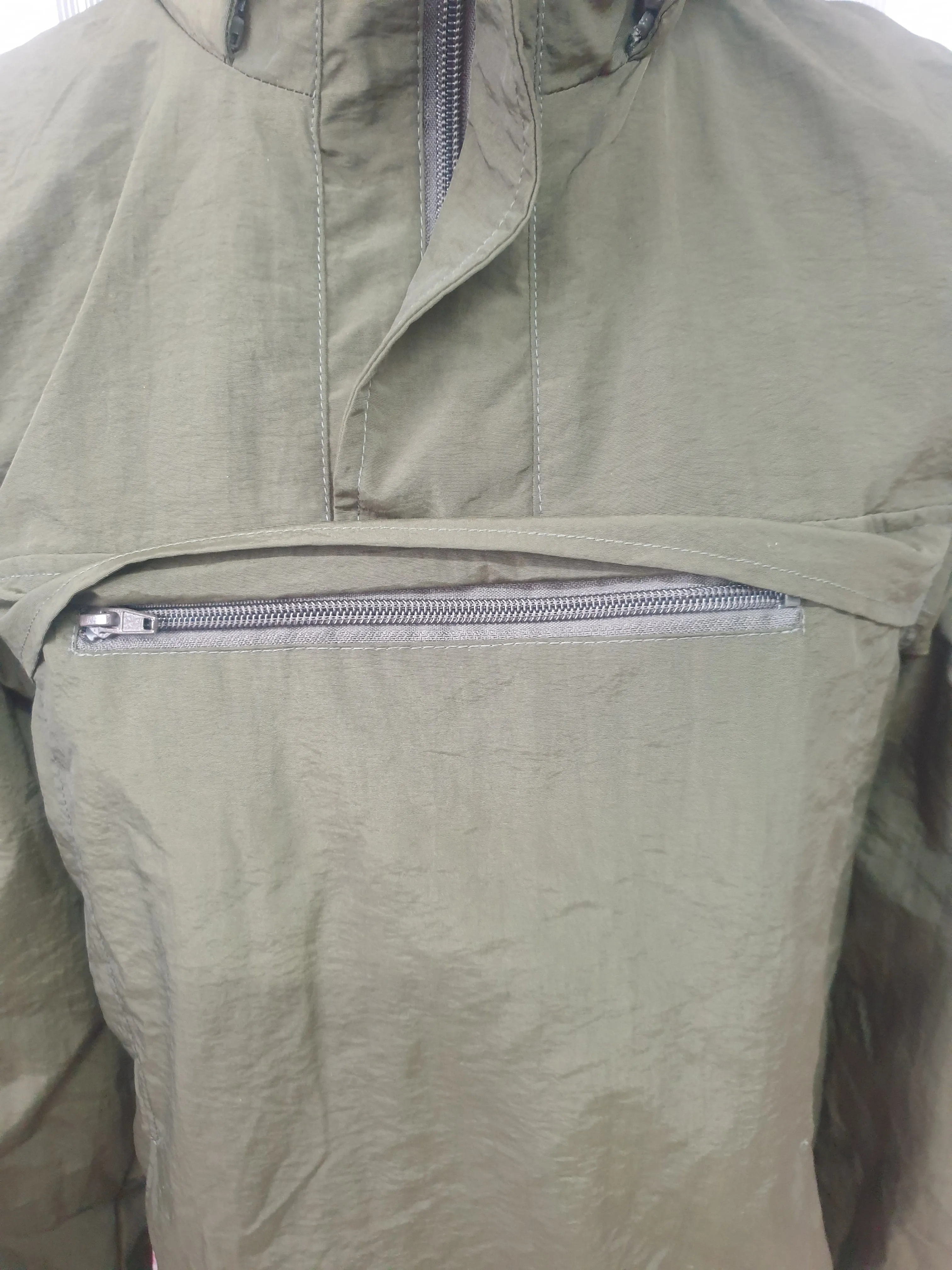 NEW WITH TAGS Green HKM showerproof over head  jacket  FREE POSTAGE 🟢