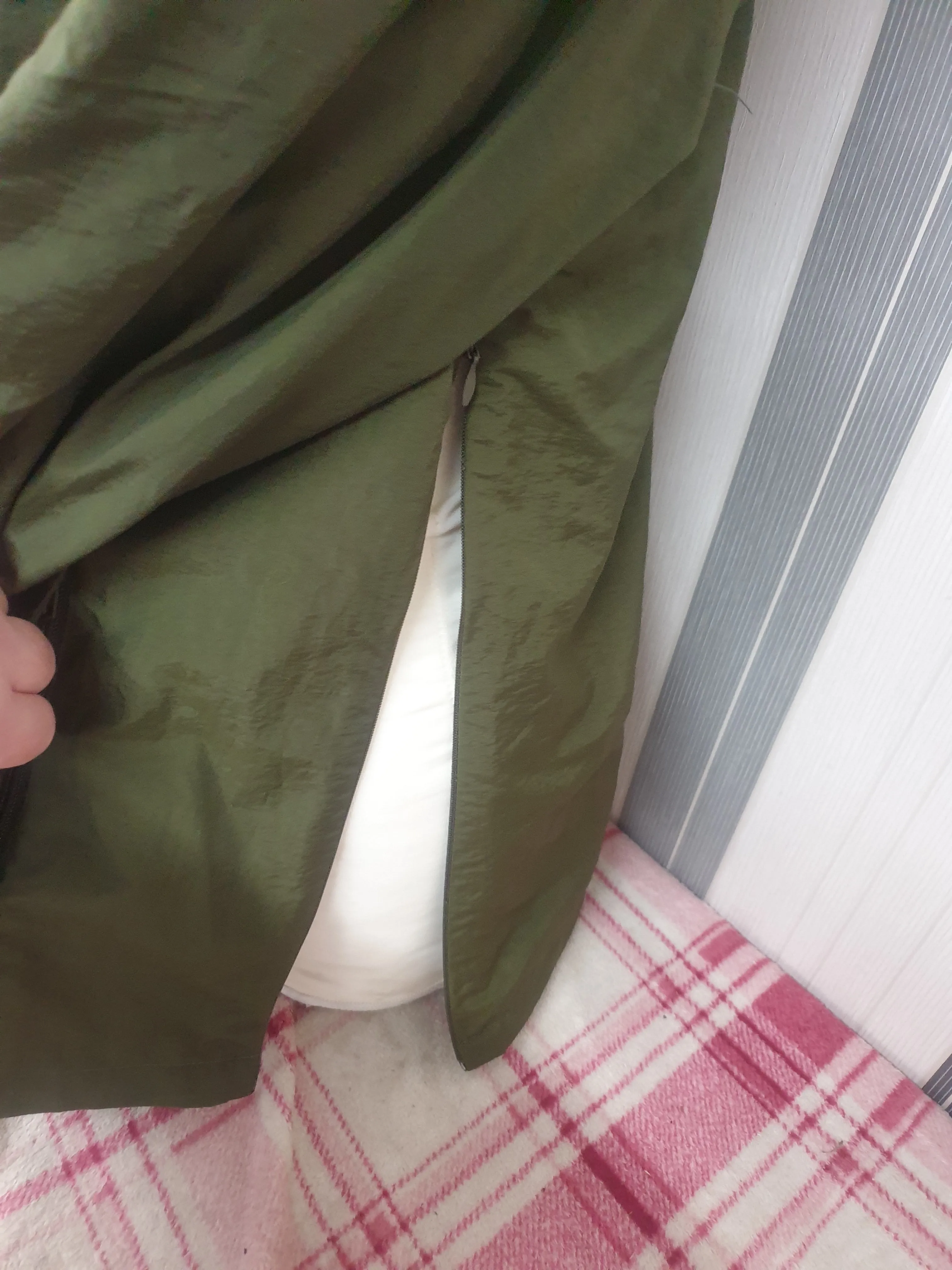 NEW WITH TAGS Green HKM showerproof over head  jacket  FREE POSTAGE 🟢
