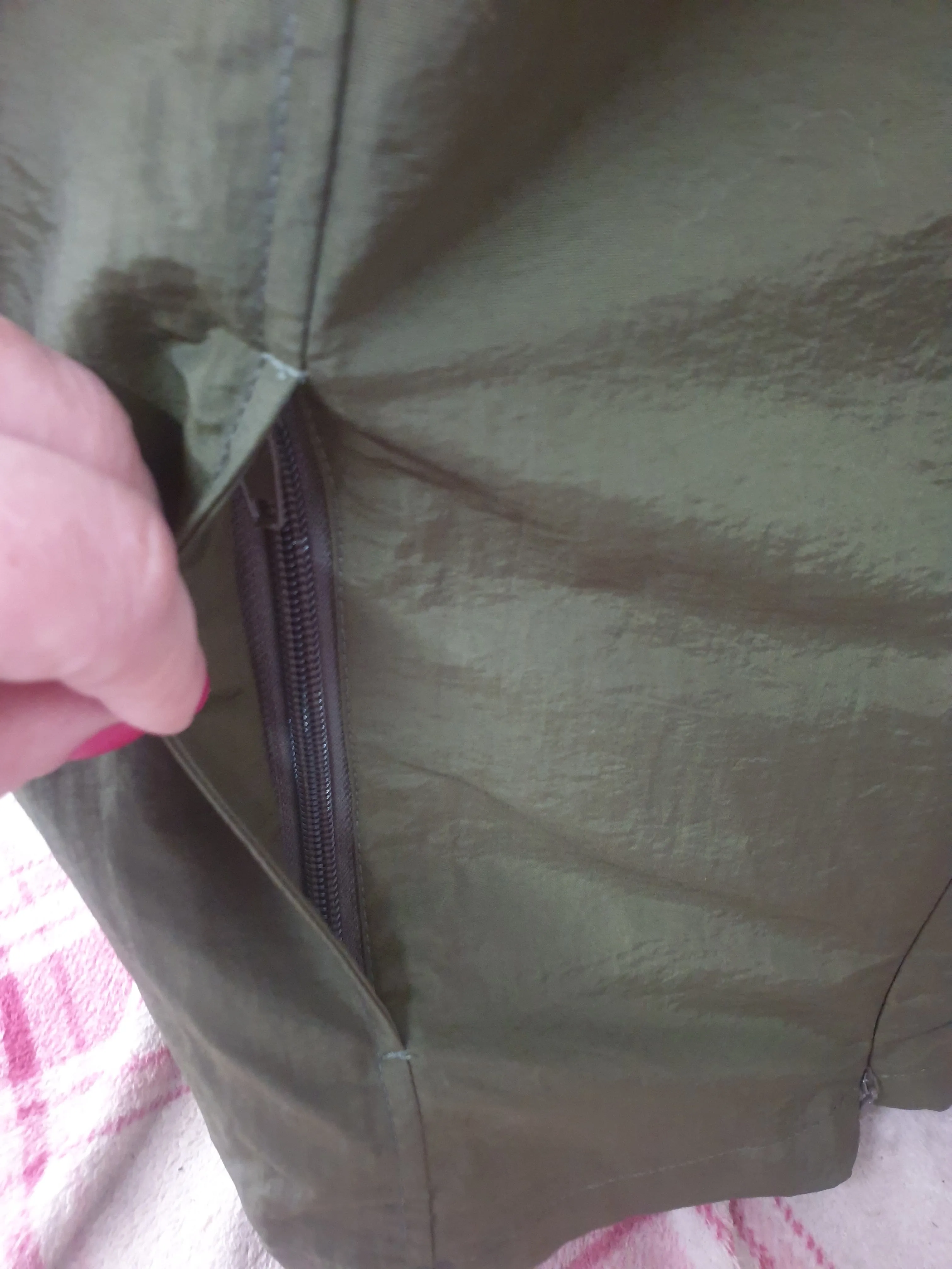 NEW WITH TAGS Green HKM showerproof over head  jacket  FREE POSTAGE 🟢