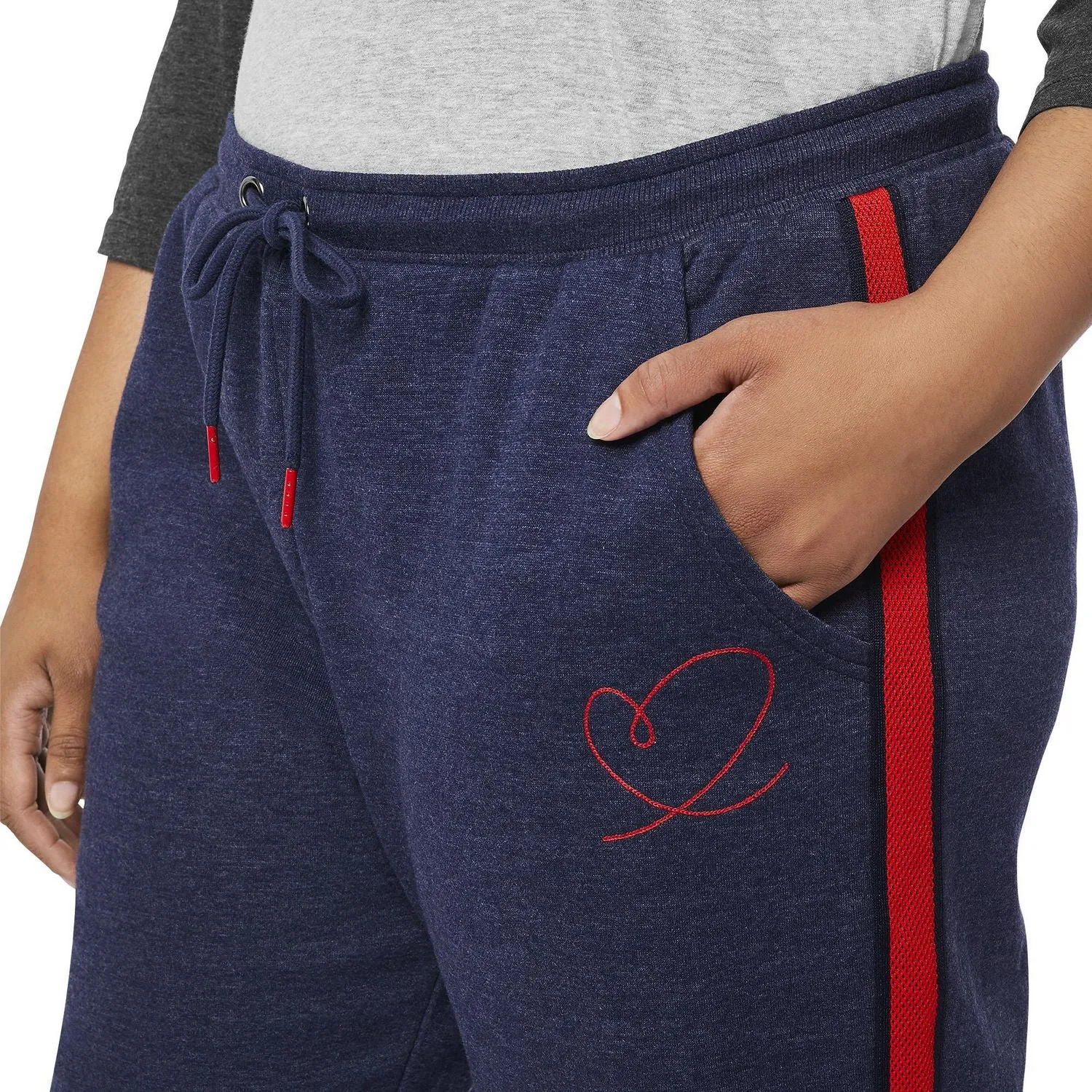 New with tags! Love Ellen DeGeneres Women’s Plus Fleece Joggers, Blue & Red, Sz 3X!