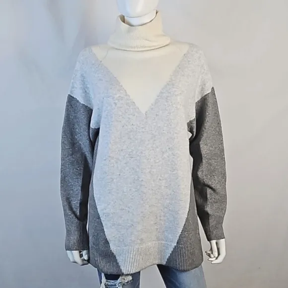 NWT Express Grey &amp; Cream Color Block Oversized Mock Neck Pullover Sweater