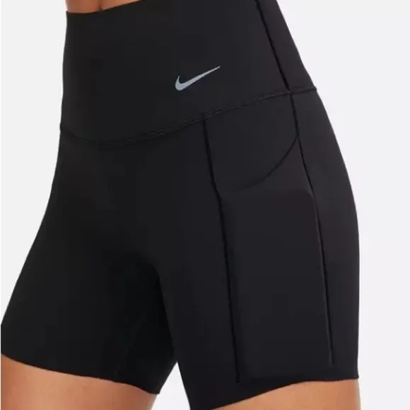 NWT Nike Universa High-Rise Biker Shorts