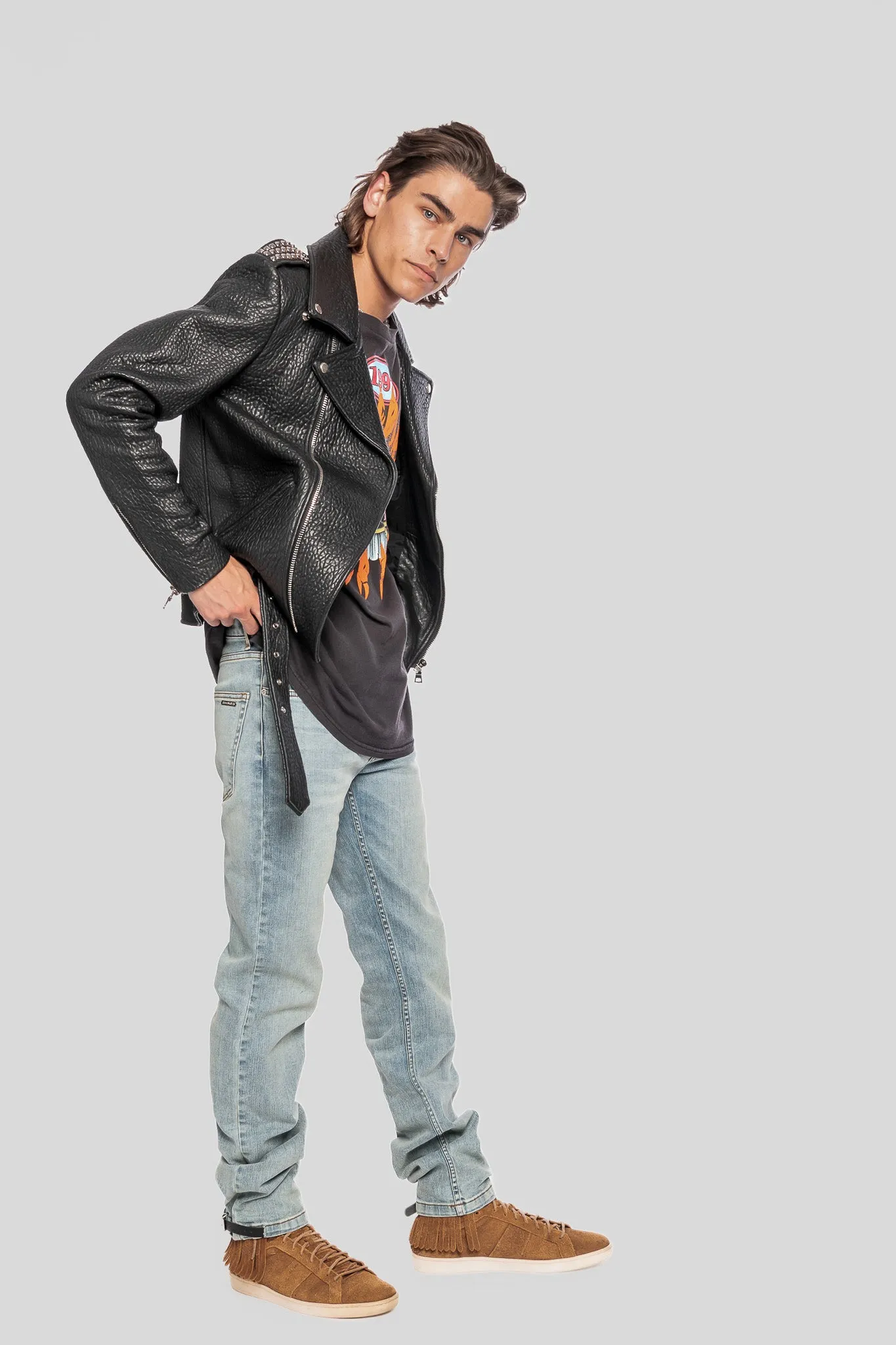 PEBBLED BIKER