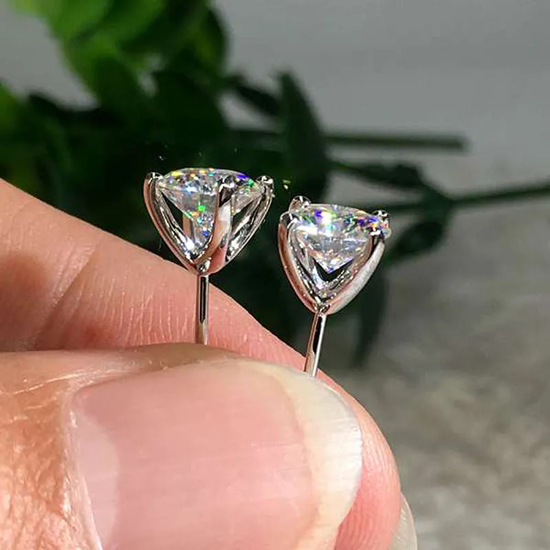 Simple Round Cut Moissanite Stud Earrings