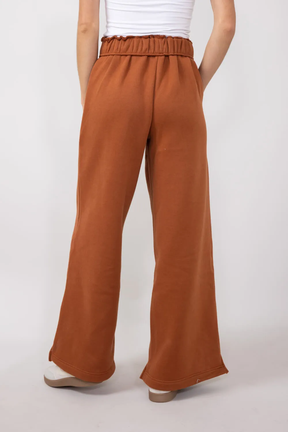 Super Soft Wide Leg Sweatpants for Women in Rust | DZ24A448-CHOCOLATE