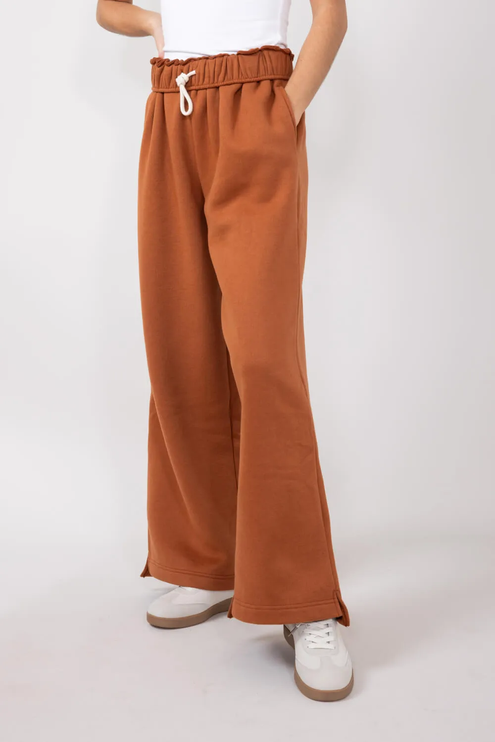 Super Soft Wide Leg Sweatpants for Women in Rust | DZ24A448-CHOCOLATE