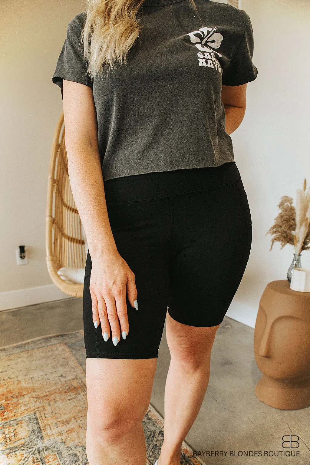 Tapered Band Essential Biker Short-Black
