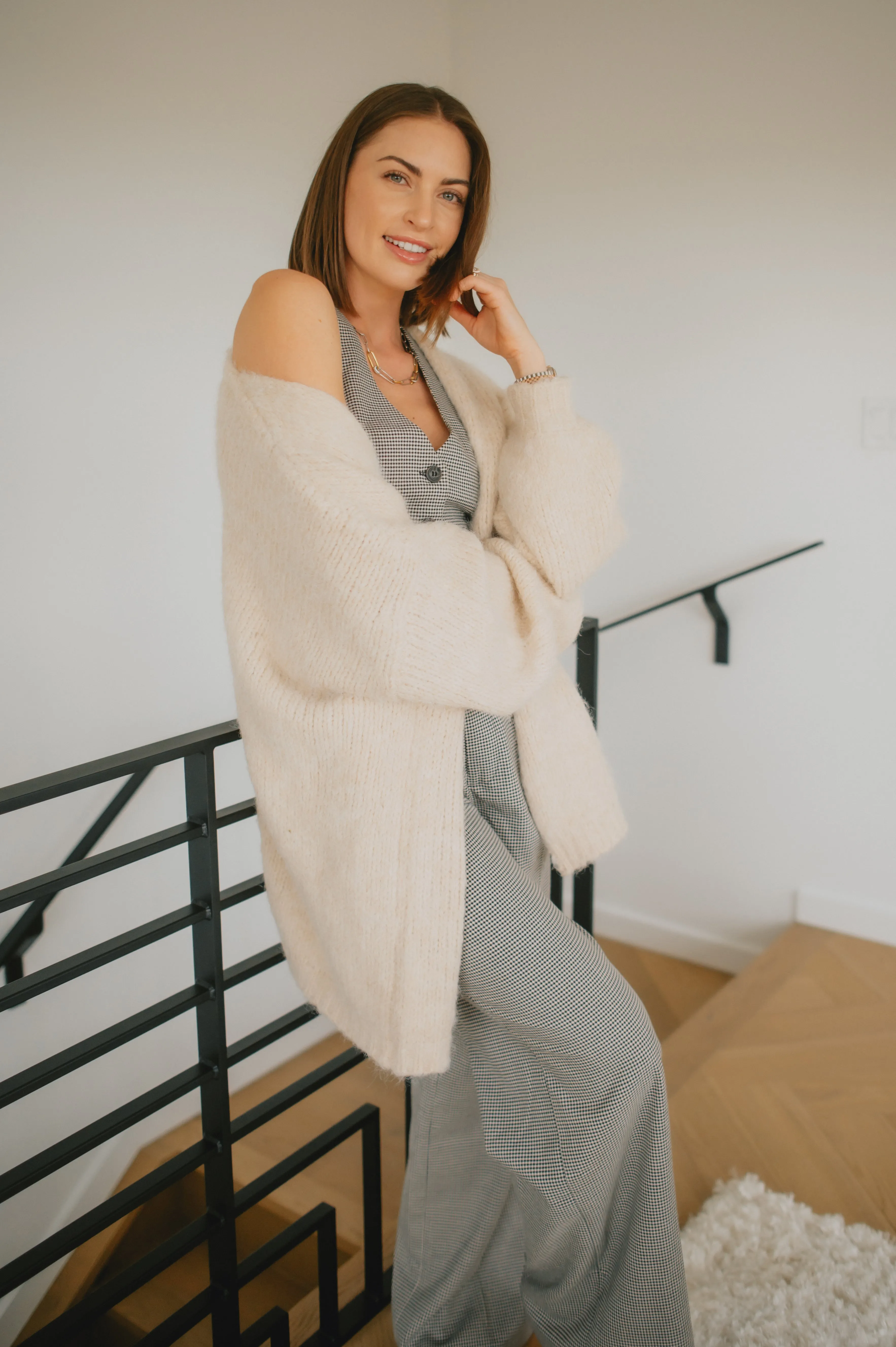 The Marlowe Cardigan x Siera Bearchell - Linen