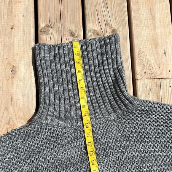 Ugg Robin Chunky Knit Turtleneck Pullover Poncho Cape