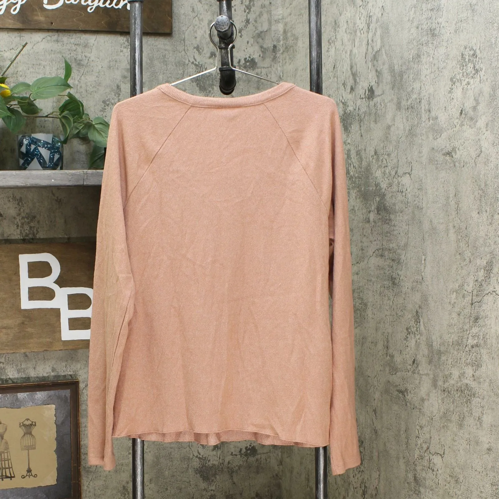 Universal Thread Women's Long Sleeve V-Neck Cozy Rib Henley Shirt