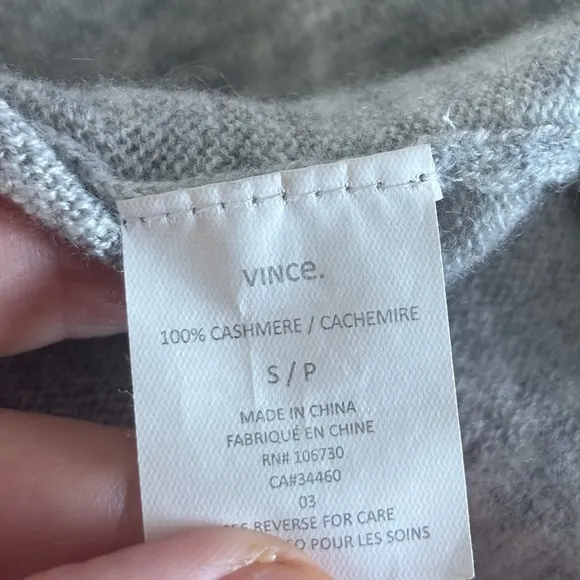Vince. Women’s Small Gray Cashmere Cowl Neck Pullover Sweatshirt Sweater