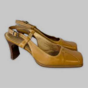 Vintage Hush Puppies Light Tan Y2K 90s Square Toed Sling Back Heels Size 8