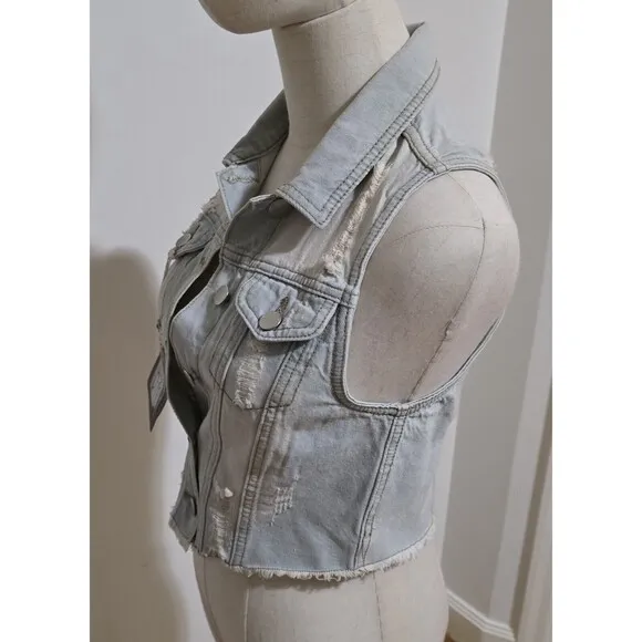 WOMEN'S SMALL DENIM TRUCKER VEST DISTRESSED BUTTON SLEEVELESS Y2K by ENCORE NWT