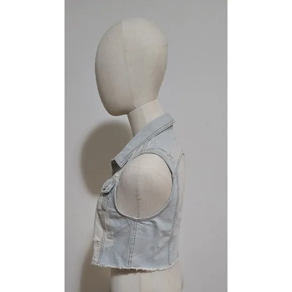 WOMEN'S SMALL DENIM TRUCKER VEST DISTRESSED BUTTON SLEEVELESS Y2K by ENCORE NWT