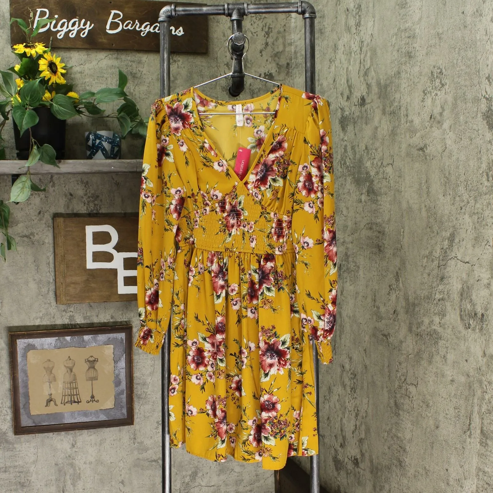 Xhilaration Women's Floral Print V-Neck Smocked Waist Mini Dress