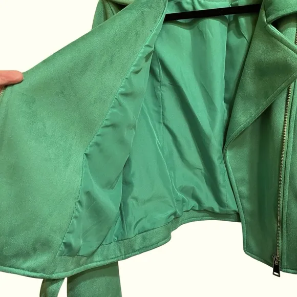 Zara Faux Suede Apple Green Belted Moto Jacket Gold Hardware Cropped Size Medium